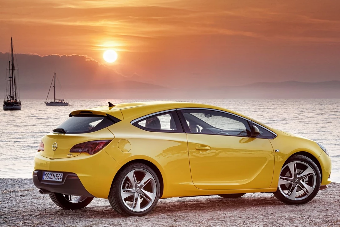 1632285-אופל אסטרה GTC (3).jpg