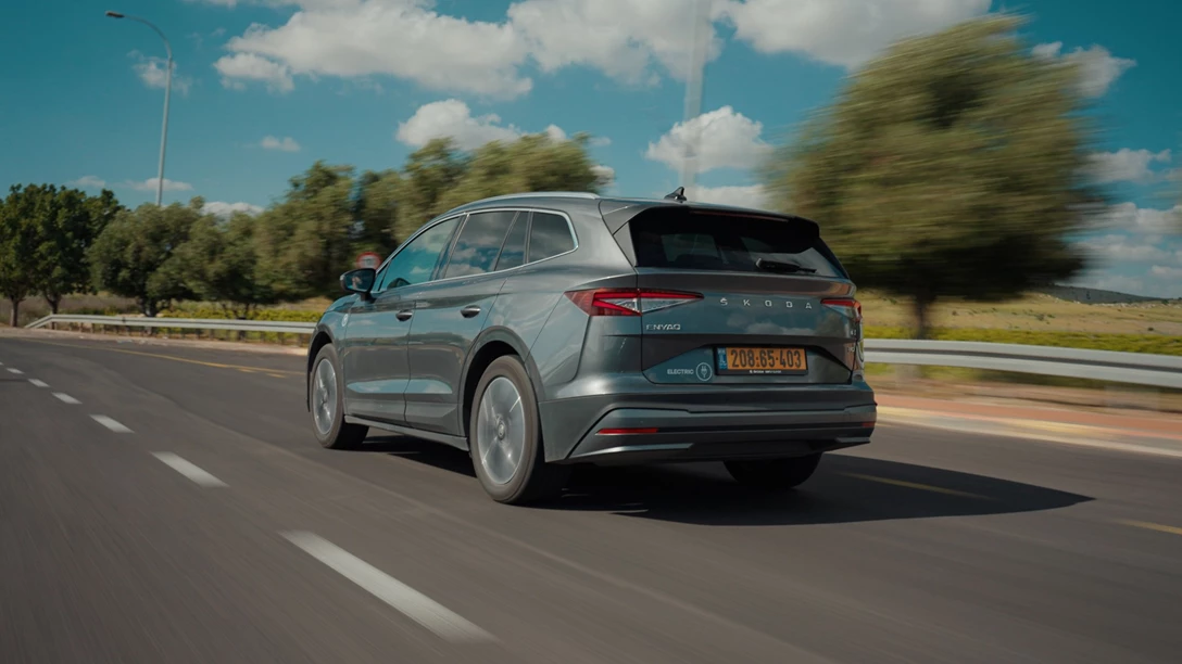 1681632-Hyundai IONIQ 5 vs Skoda Enyaq vs KIA EV6 vs TOYOTA BZ4X - 2023.01_52_41_24.Still196 copy.jpg