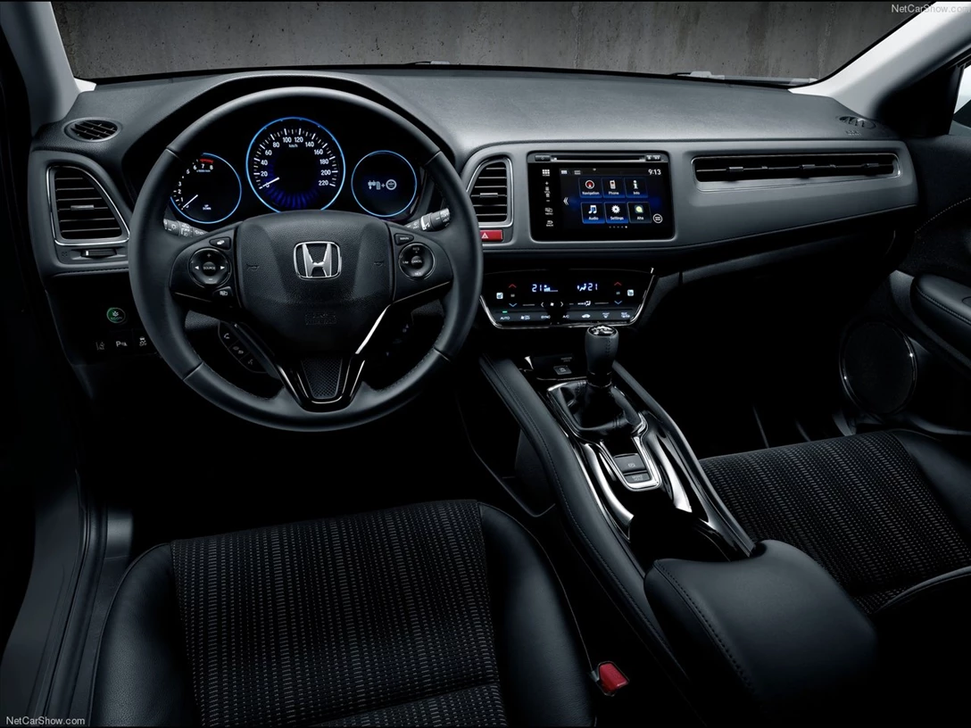 1609676-Honda-HR-V 3.jpg