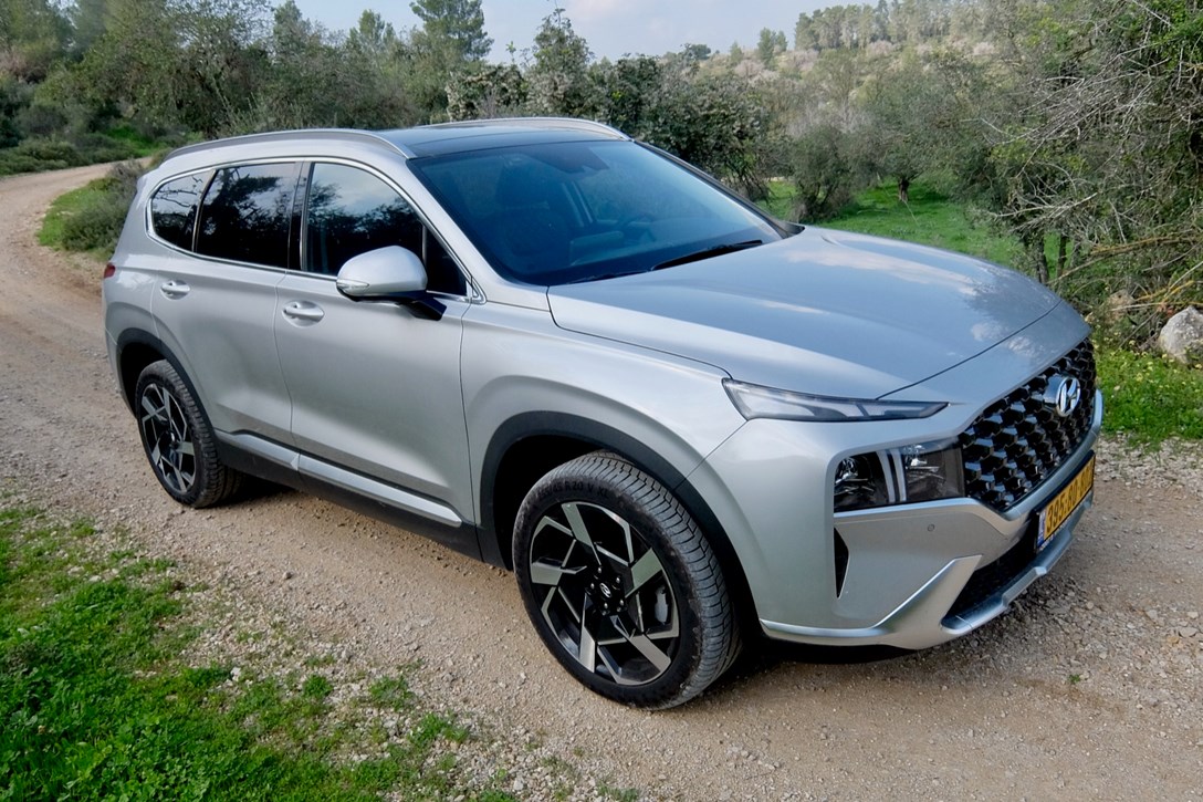 1639987-יונדאי סנטה פה - מבחן דרכים  - 8.jpeg