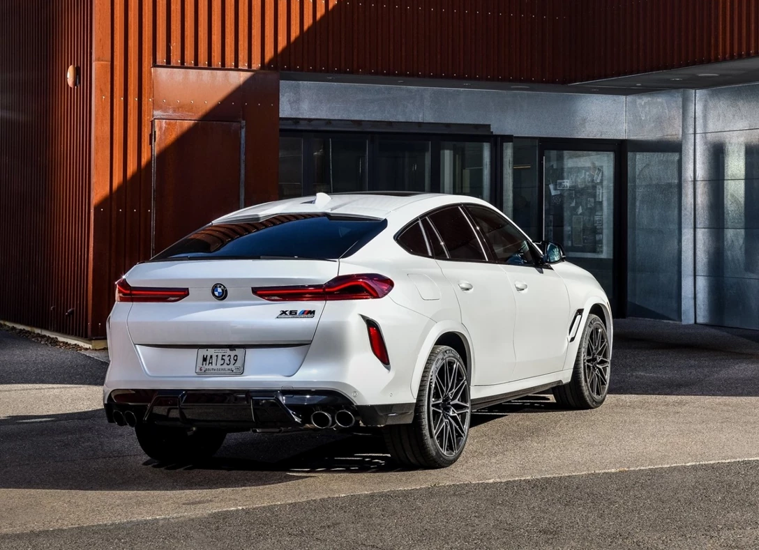 1678511-BMW-X6-2023-03.jpg