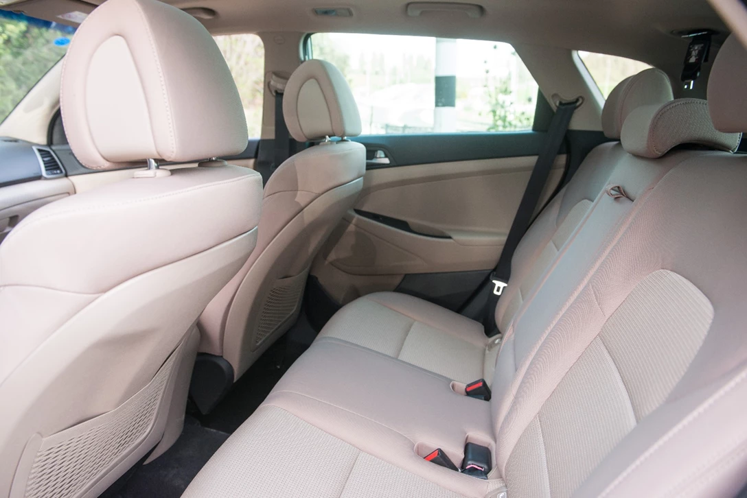 1596156-by Benny Doutsh-81.jpg