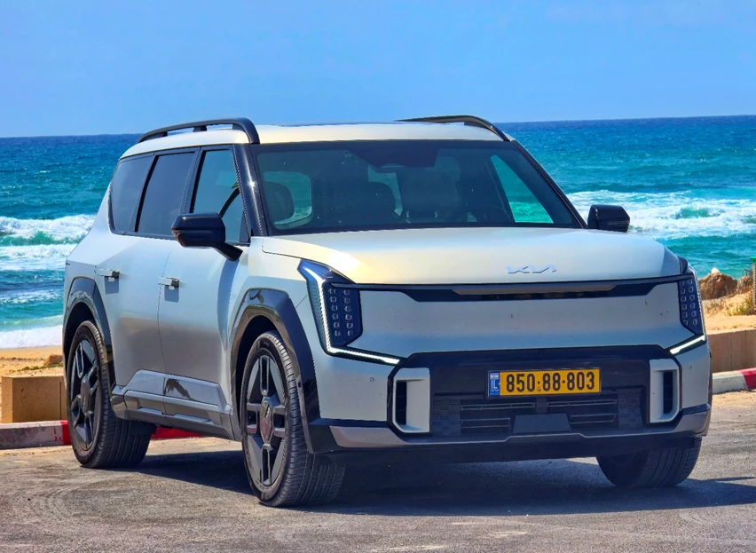 1712126-kia ev (119).jpg