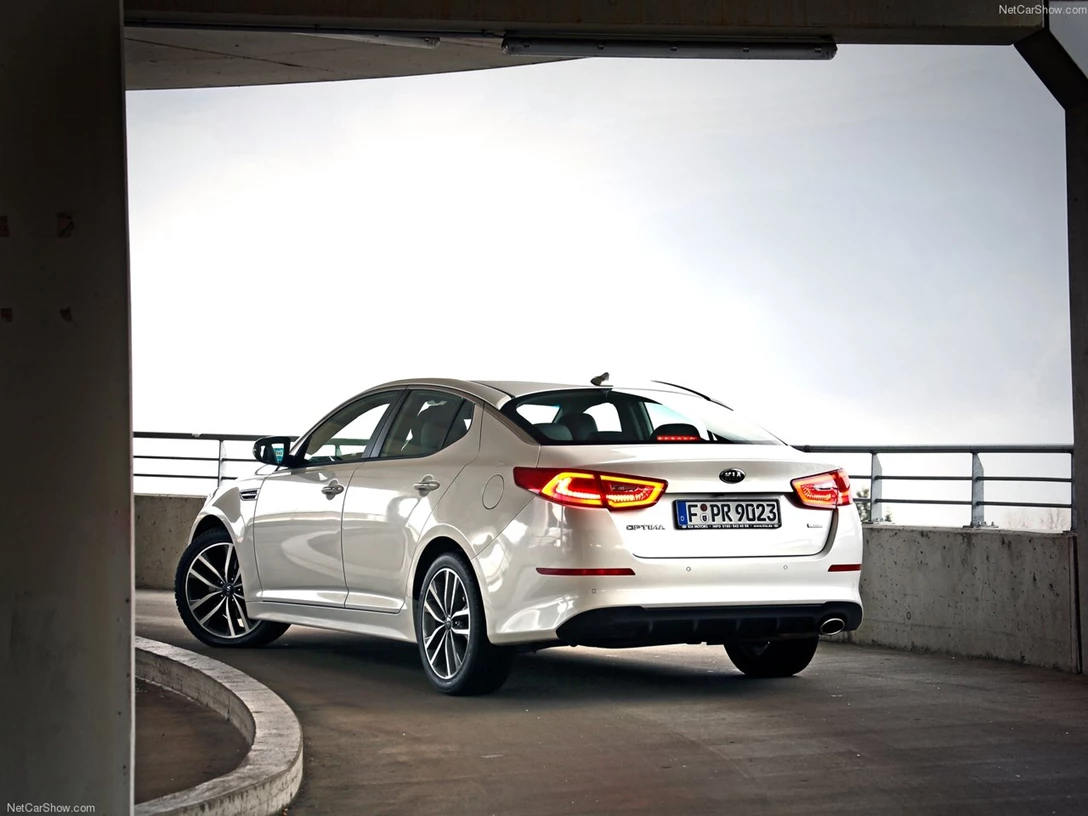 1585514-Kia-Optima 2.jpg