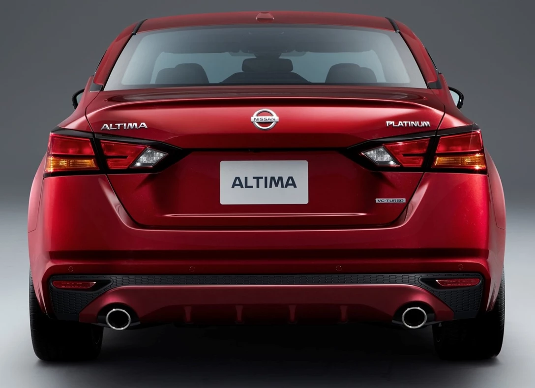 1660434-Nissan-Altima-2020-03.jpg