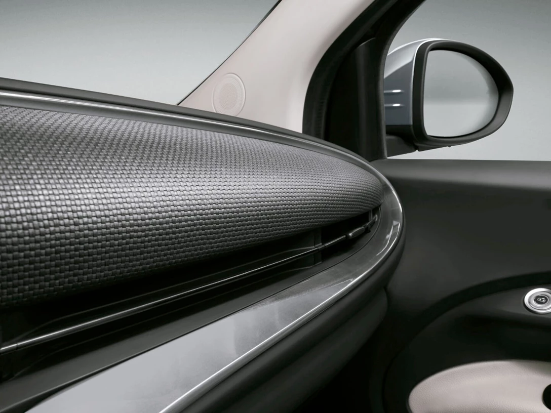 1631480-New 500 (24).jpg