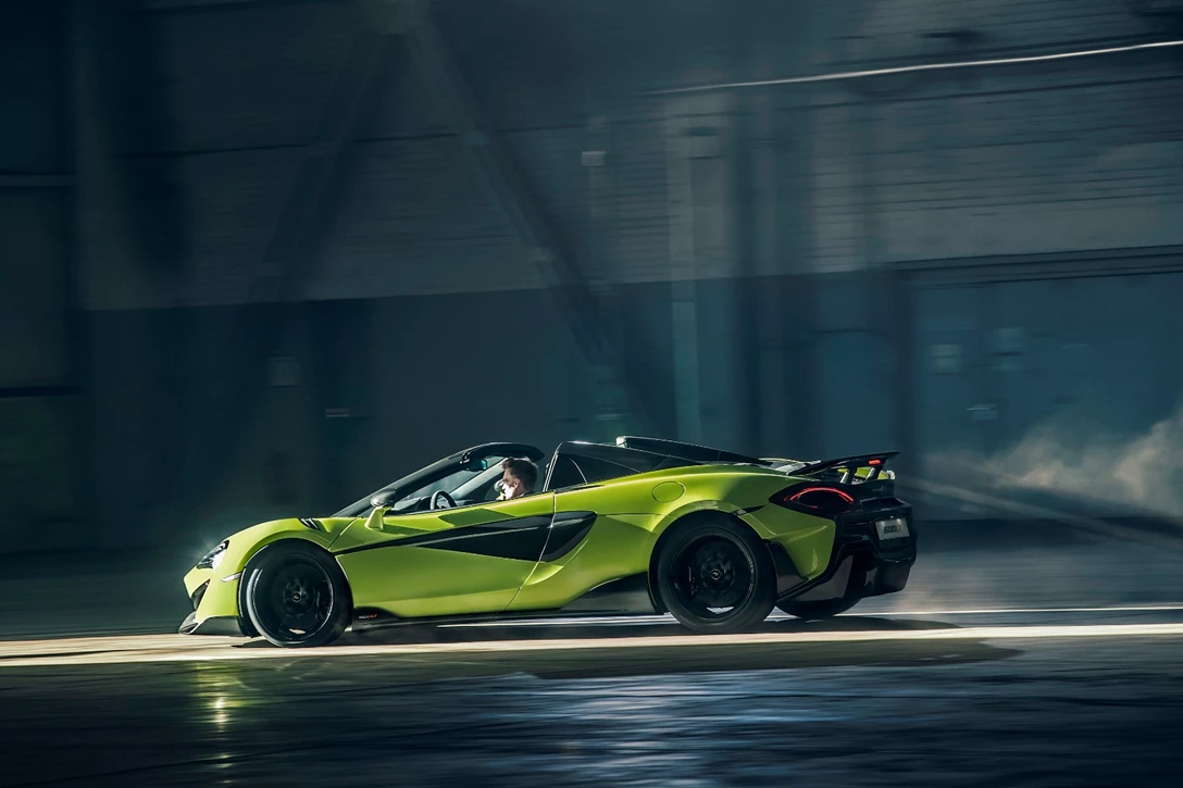 1610316-Large-10359-McLaren600LTSpider.jpg