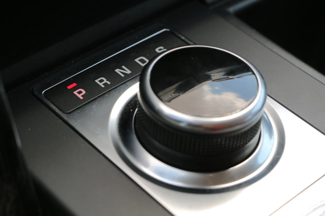 1590127-לנד רובר דיסקברי 5  (4).JPG