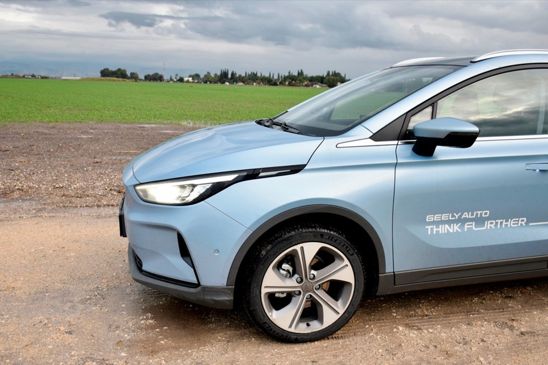 1655369-GEELY C 350 - 3.jpeg