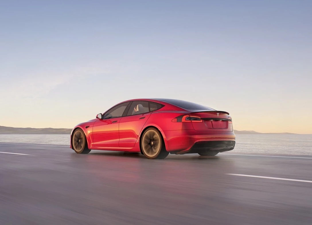 1673269-TESLA-MOTORS-Model-S-2023-04.jpg