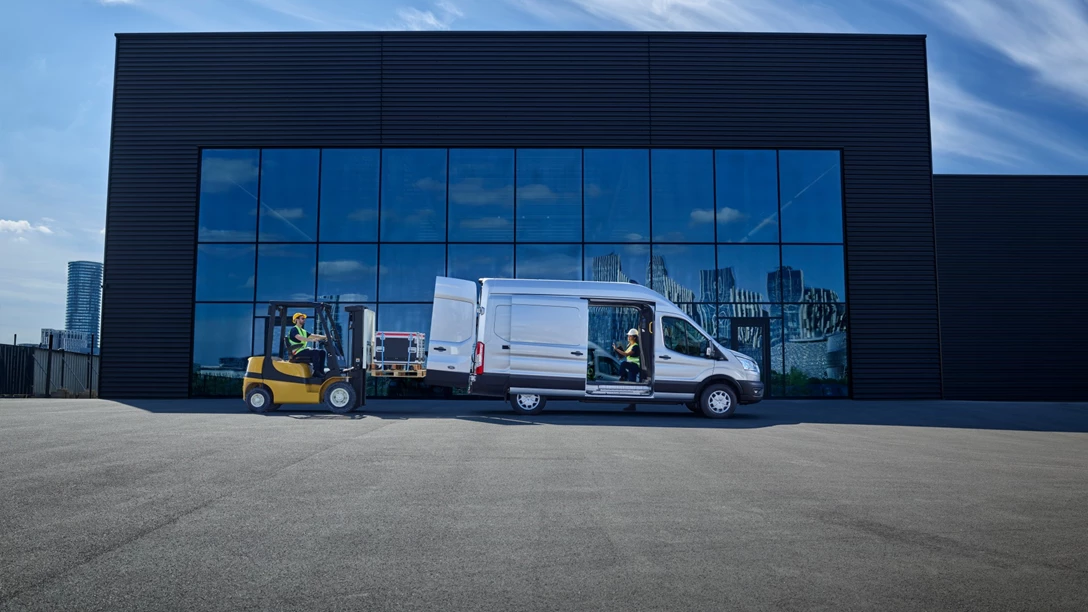 1690687-E-Transit 3.jpg