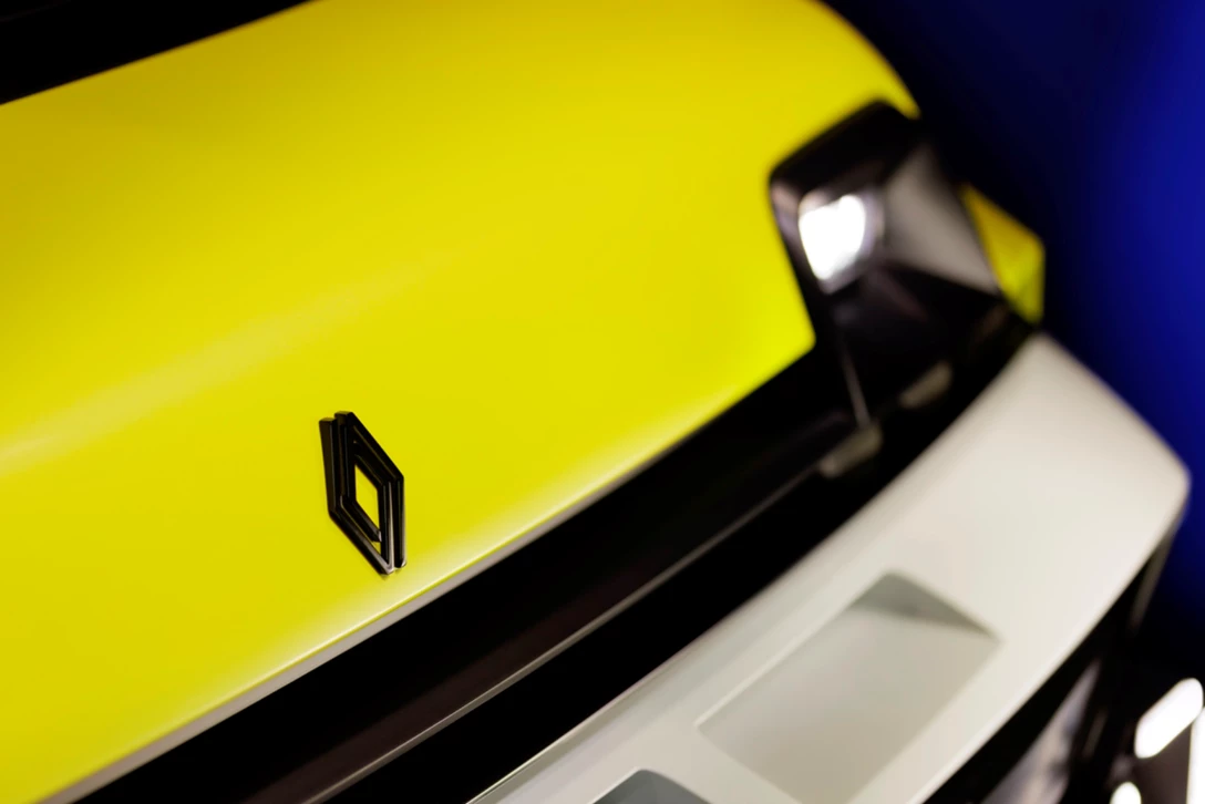 1707544-Renault 5 Turbo 3E (3).jpg