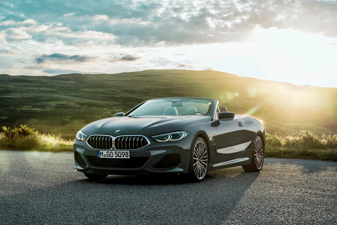 1606090-P90327648_highRes_the-new-bmw-8-series.jpg