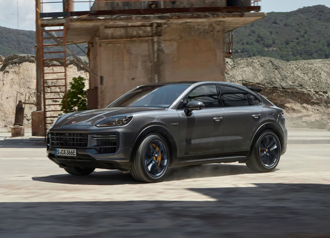 1710186-Porsche-Cayenne-2025-05.jpg