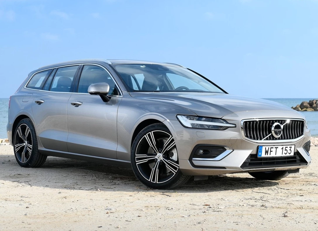 1662991-Volvo-V60-2021-01.jpg