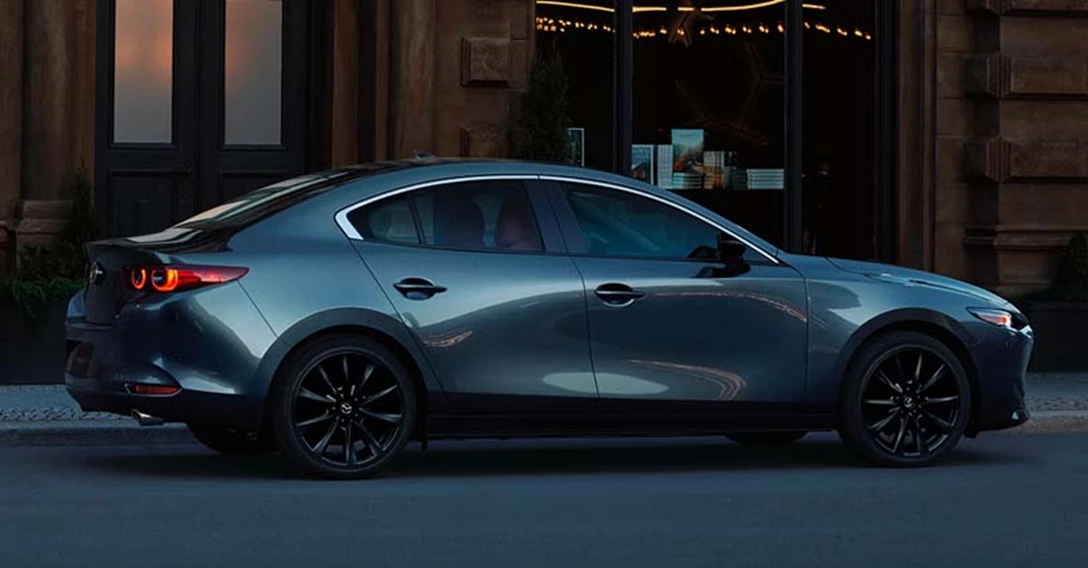 1665445-mpl-img-top-2022-mazda3.jpg