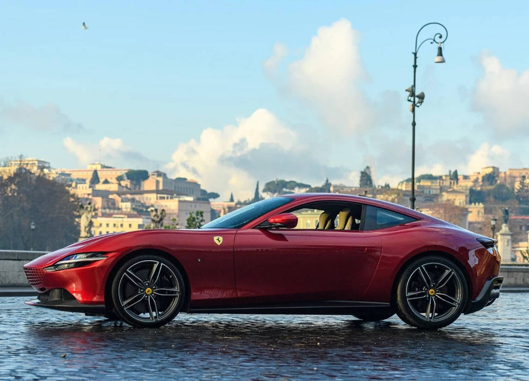 1710325-Ferrari-Roma-2025-05.jpg
