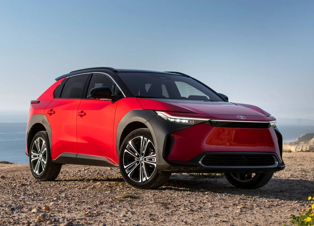 1696829-Toyota-bZ4X-2024-000.jpg