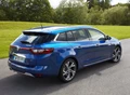 1660718-Renault-Megane_Estate-2021-02.jpg