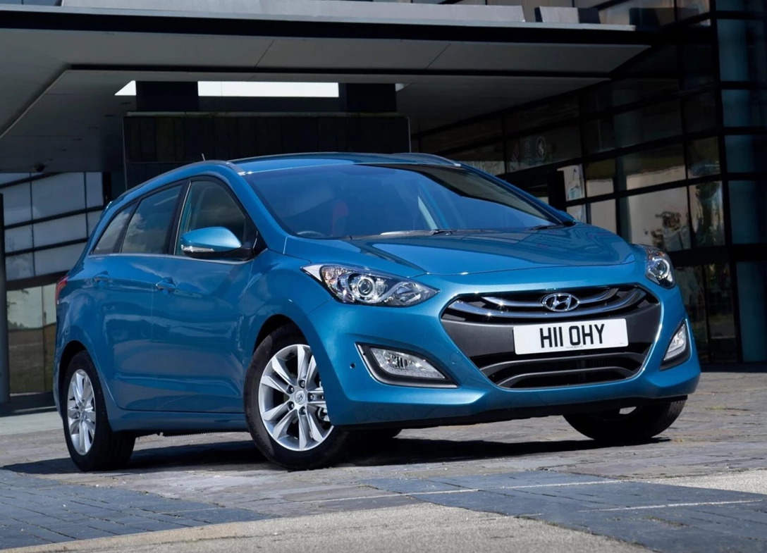1690643-Hyundai-i30_Wagon-2014-01.jpg