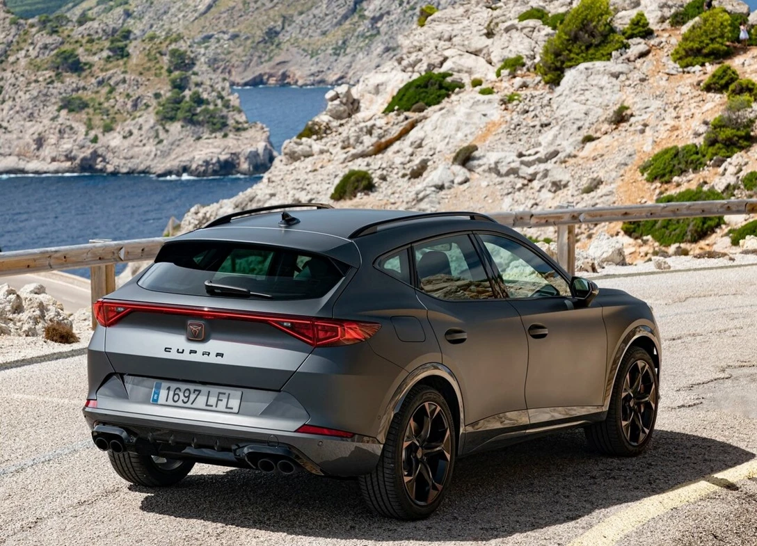 1693001-Cupra-Formentor-2024-02.jpg