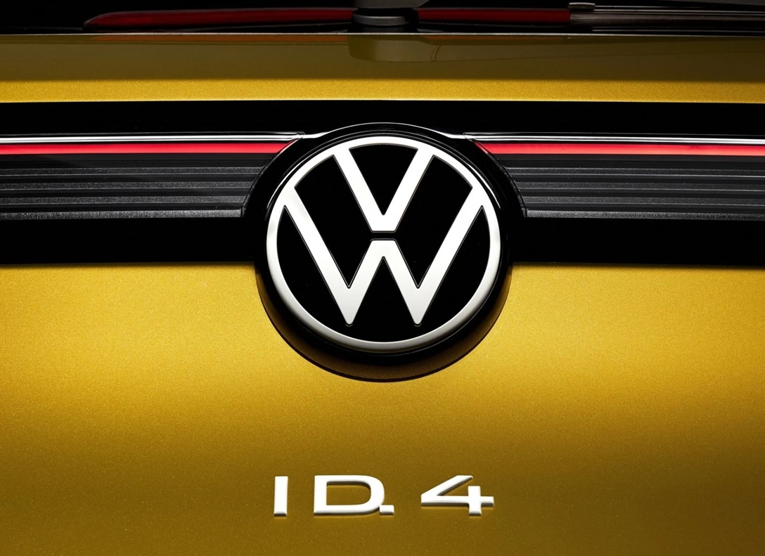 1652411-Volkswagen-ID.4_1st_Edition-2021-11.jpg