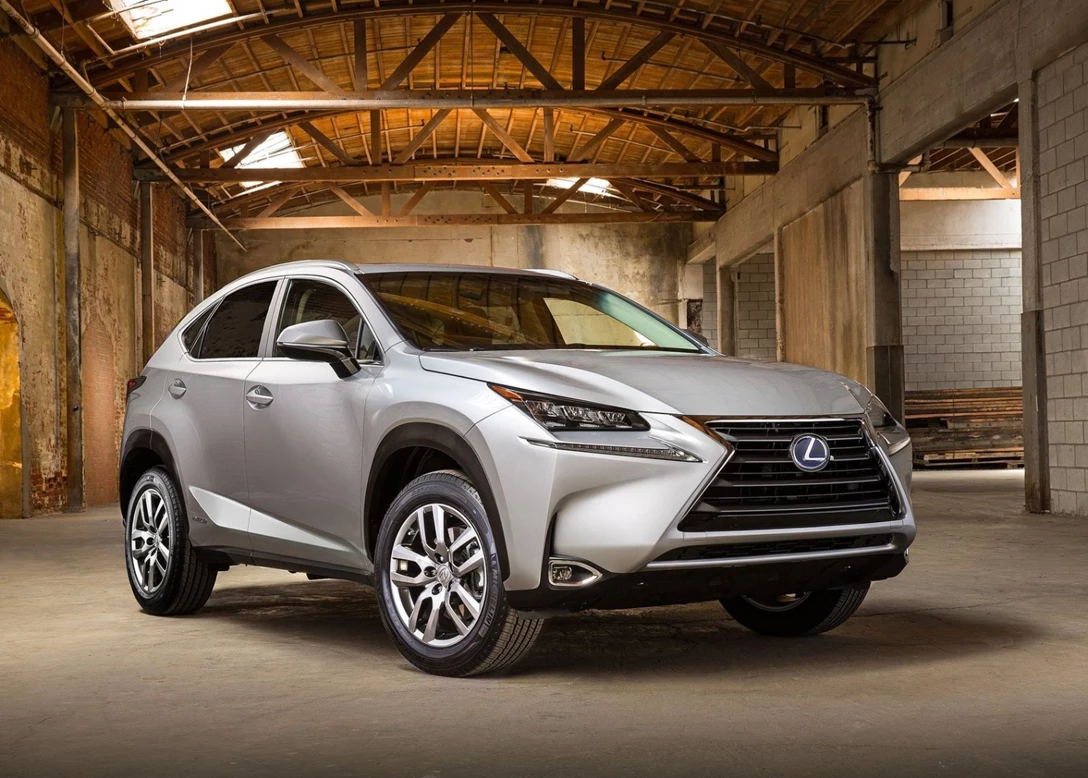 1646552-Lexus-NX-2017-01.jpg