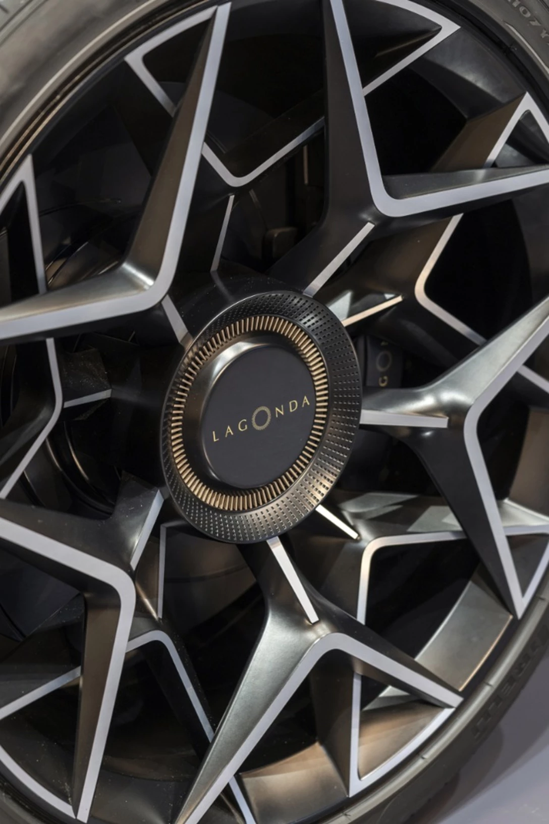 1613804-Lagonda (16).jpg