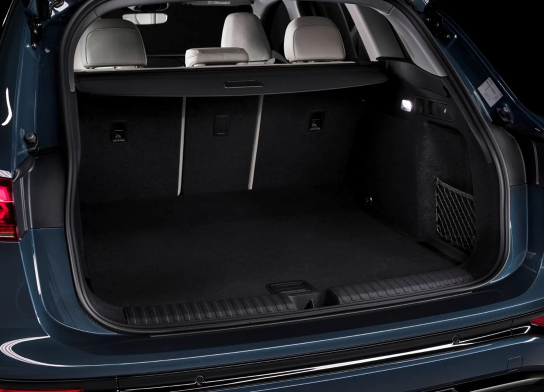 1705892-Audi-Q6_e-tron-2025 (11).jpg