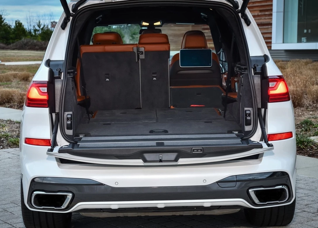 1650829-BMW-X7_xDrive50i-2019-1600-54.jpg