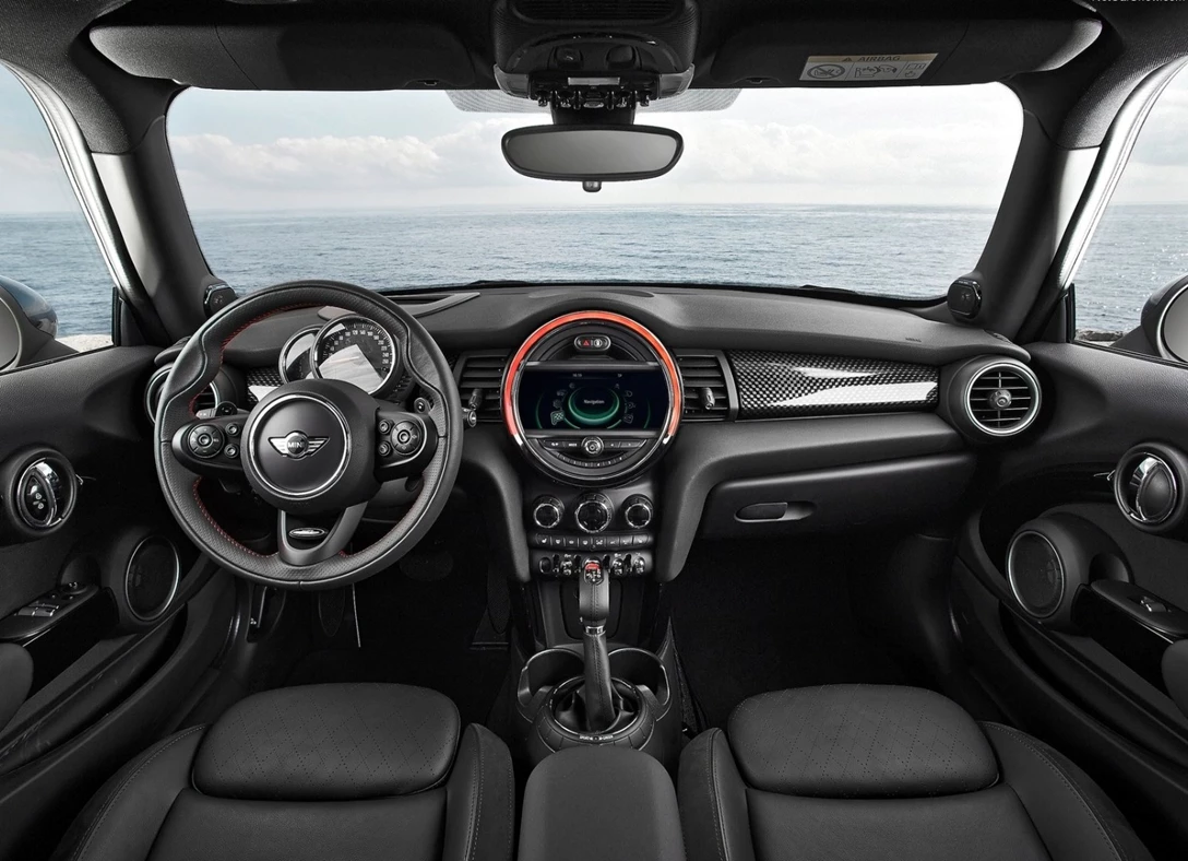 1659067-Mini-Cooper-2017-12.jpg