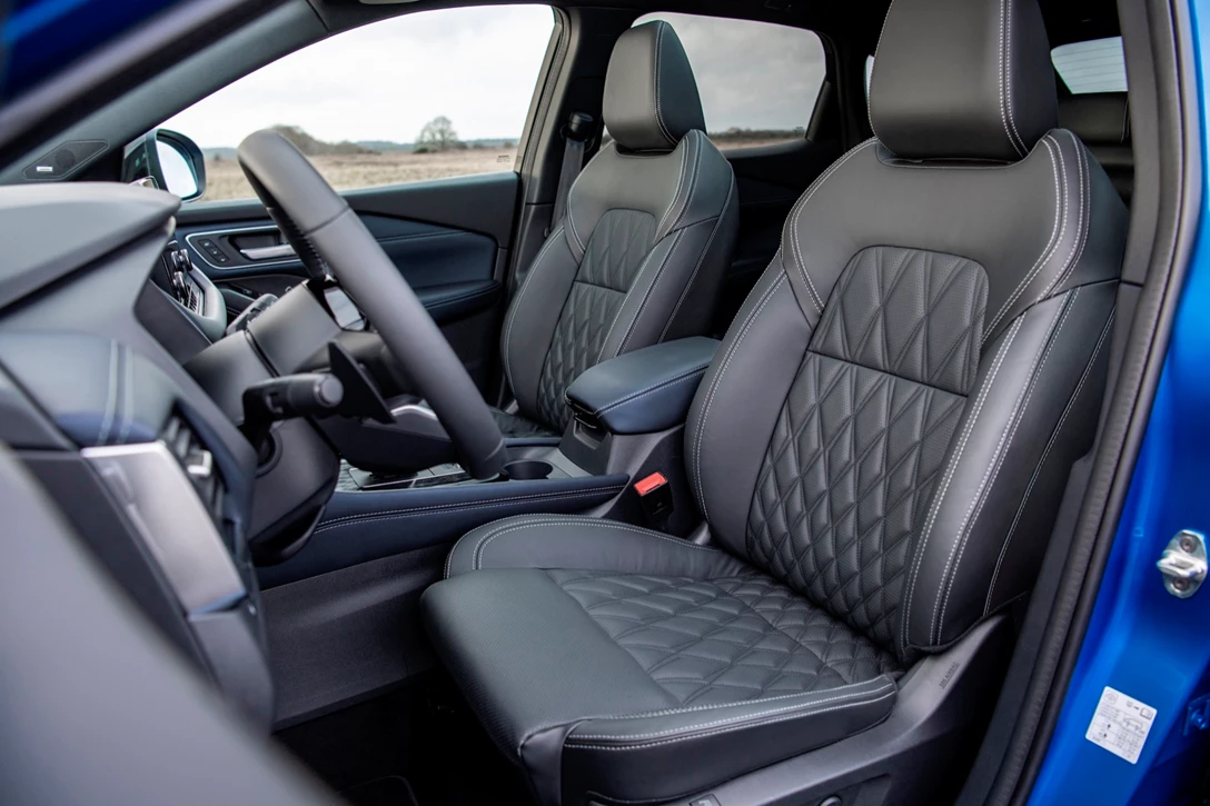 1640124-All-NewNissanQashqai-Interior4.jpg