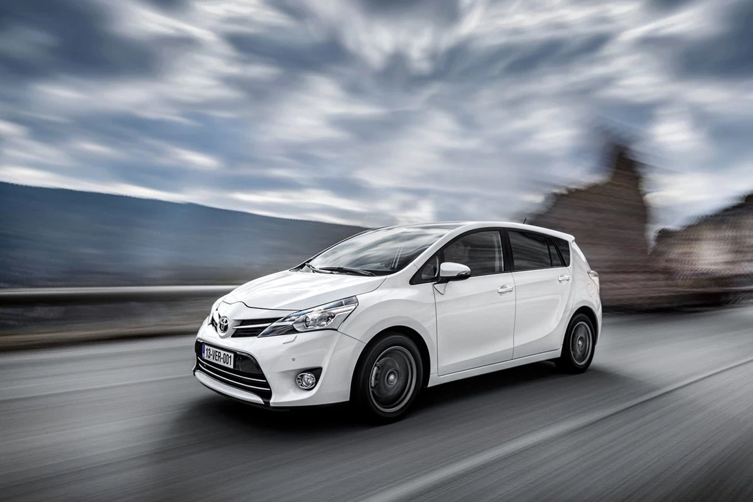 טויוטה ורסו