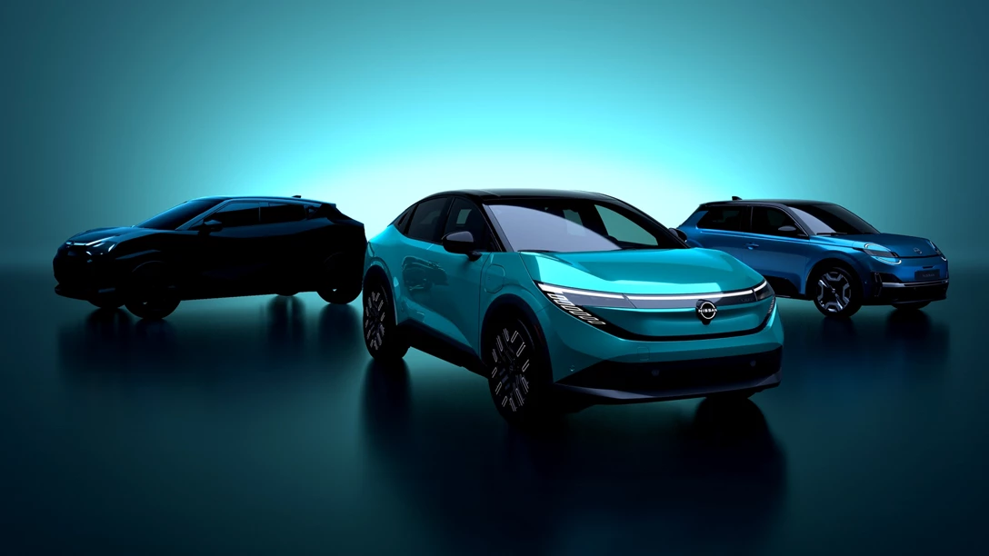 1707754-Europe Nissan Range Teaser.jpg