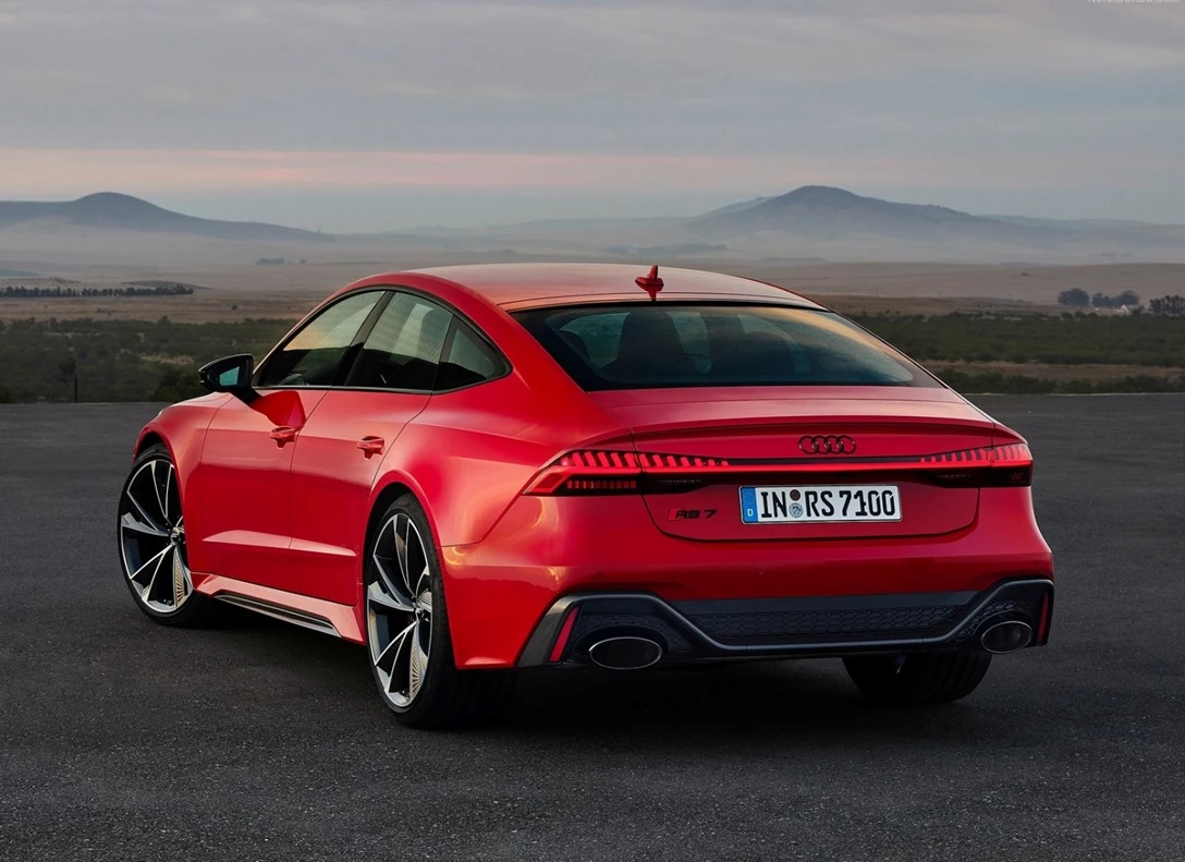 1662814-Audi-RS7_Sportback-2022-03.jpg