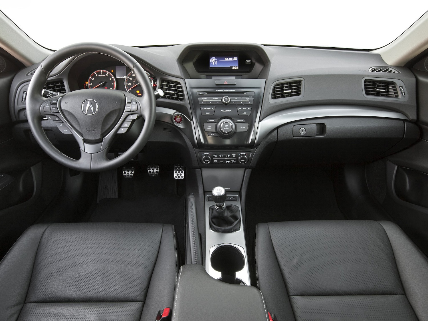 1577630_acura_ilx_2012_6.jpg