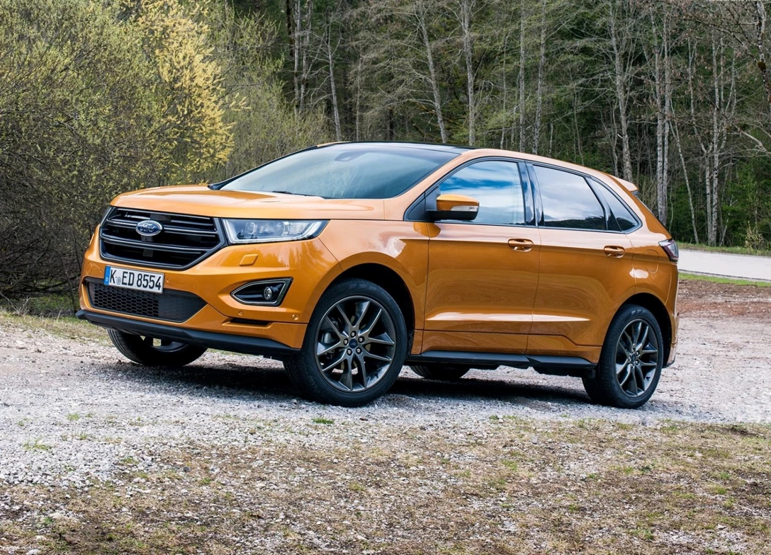 1688403-Ford-Edge-2017-04.jpg