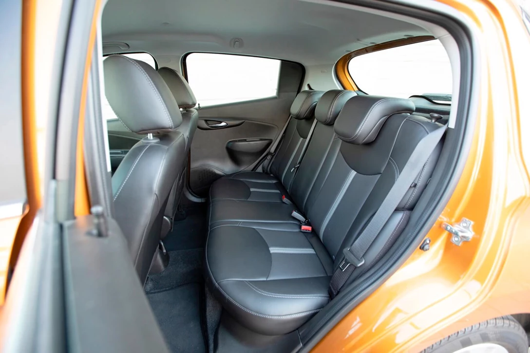 1674687-Chevrolet- Spark-2023-09.jpg