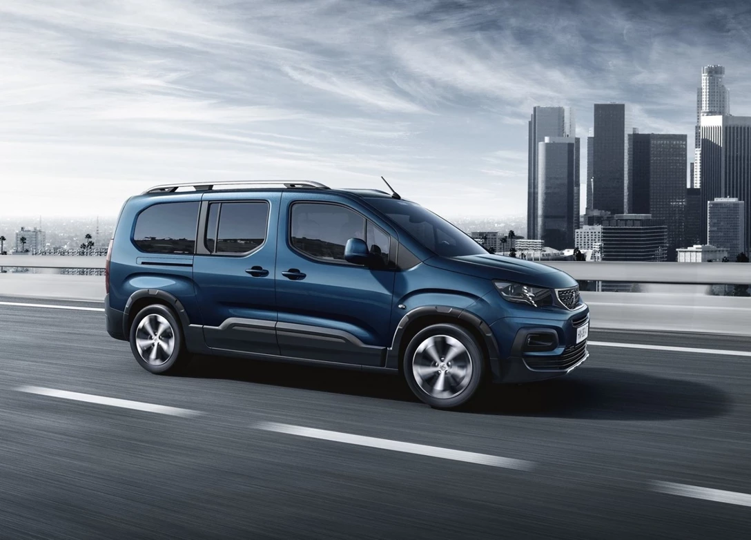 1599858-Peugeot-Rifter 6.jpg