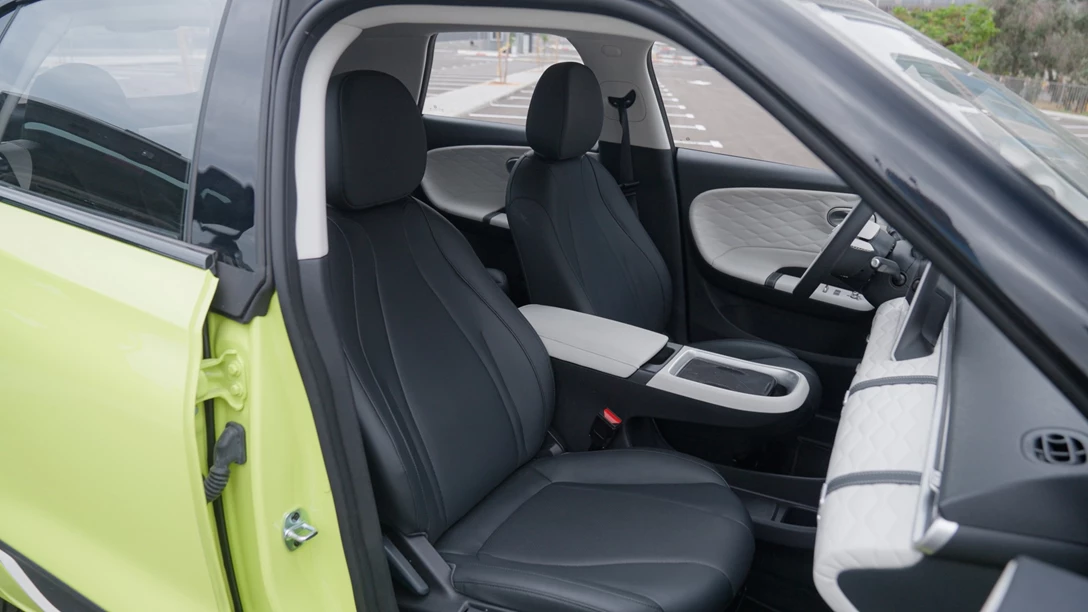 1704522-Copy of Dongfeng BOX 2024.01_12_26_17.Still078.jpg