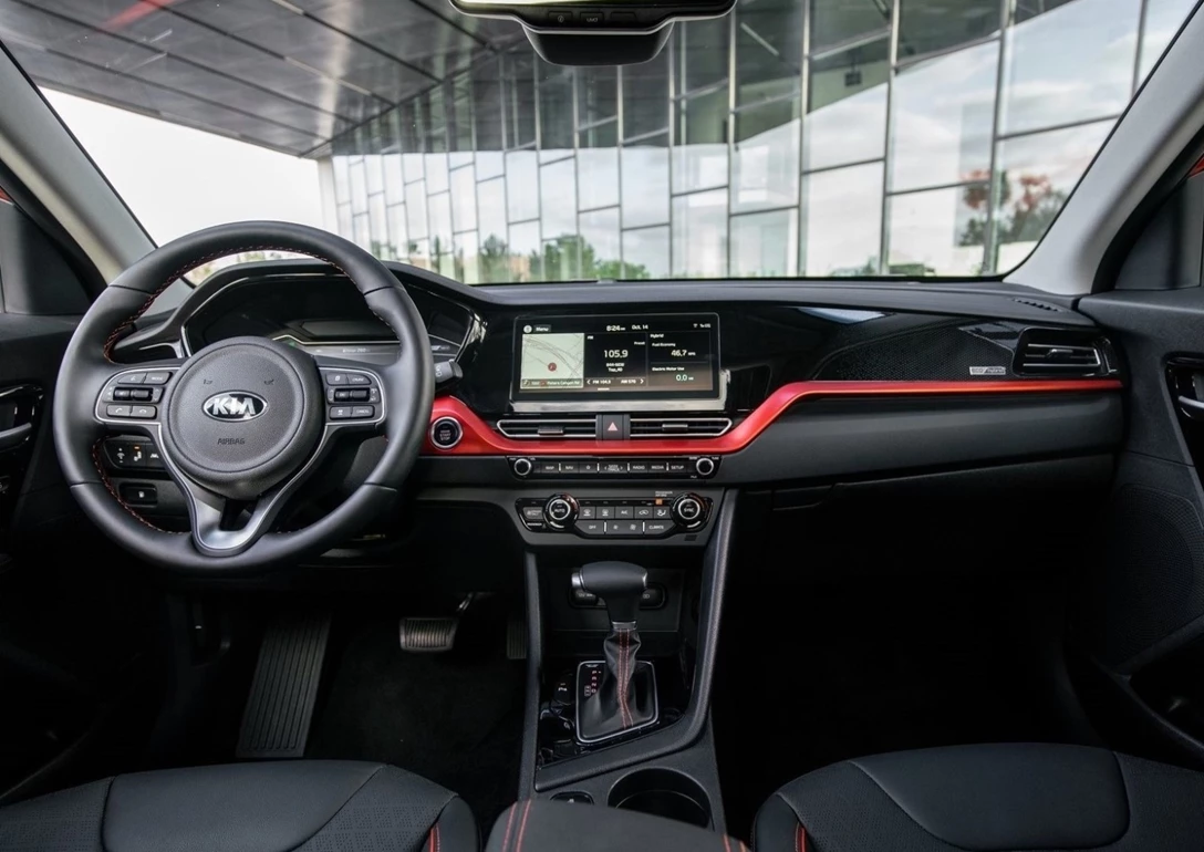 1640973-Kia-Niro-2021-08.jpg