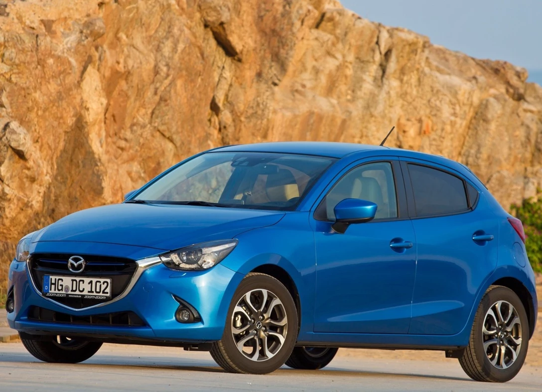 1642106-Mazda2-2016-02.jpg