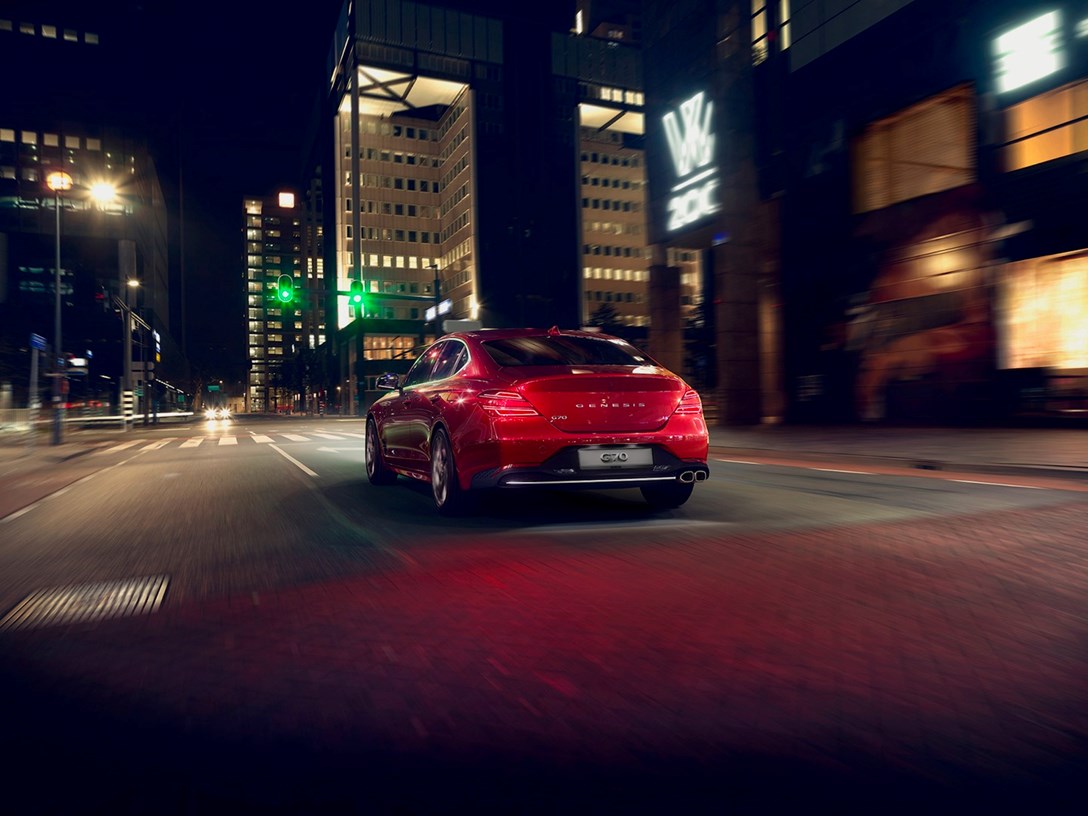 1644177-גנסיס G70 - 11.jpeg