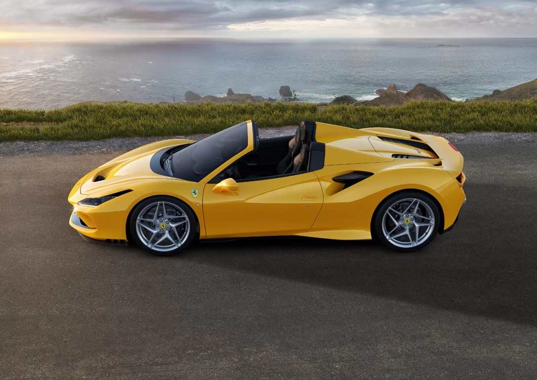 1622180-190320-car-ferrari-f8-spider.jpg