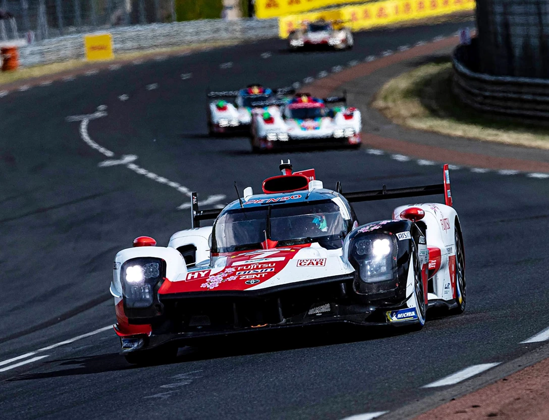 1686273-wec002 (1)-min.jpg