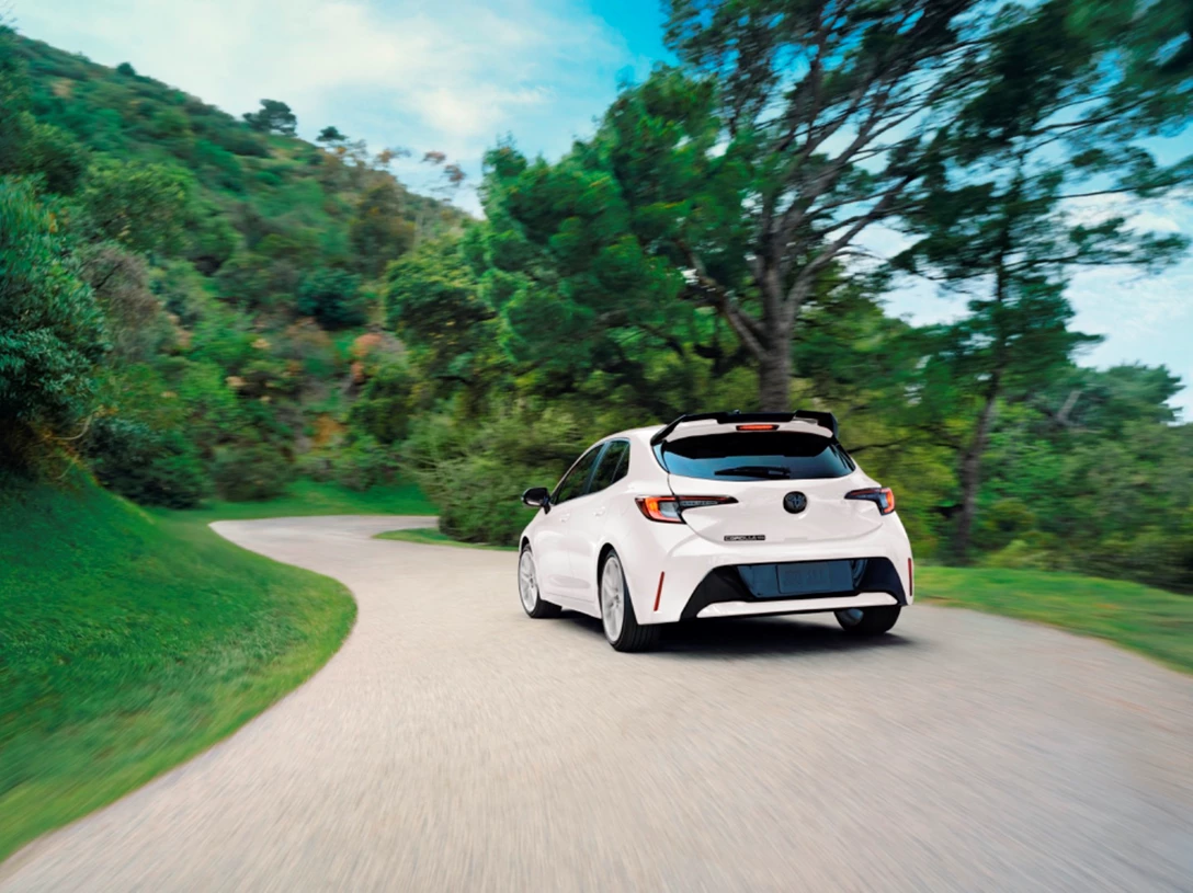 1708784-2026_Corolla_Hatchback_FX_006-WHITE.jpg