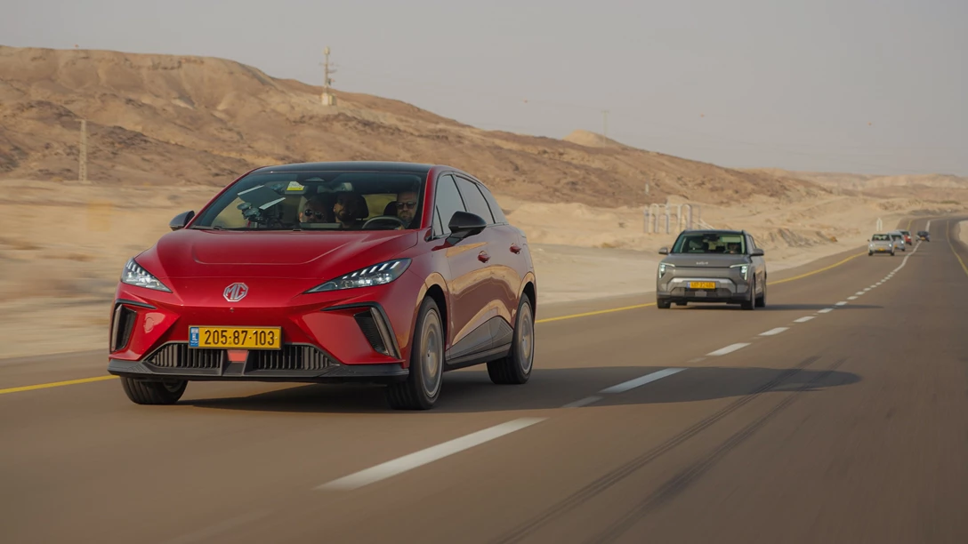 מבחן טווח 2025 - עד 200K.01_51_24_12.Still112-min.jpg