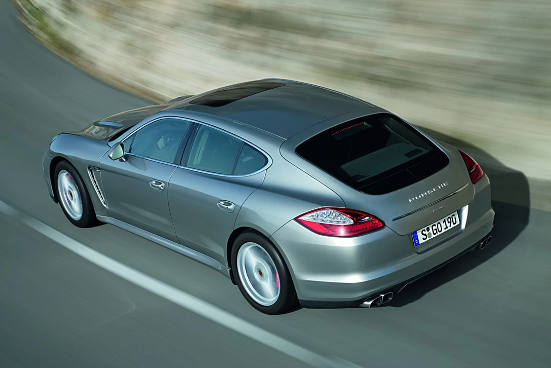 פורשה פאנאמרה