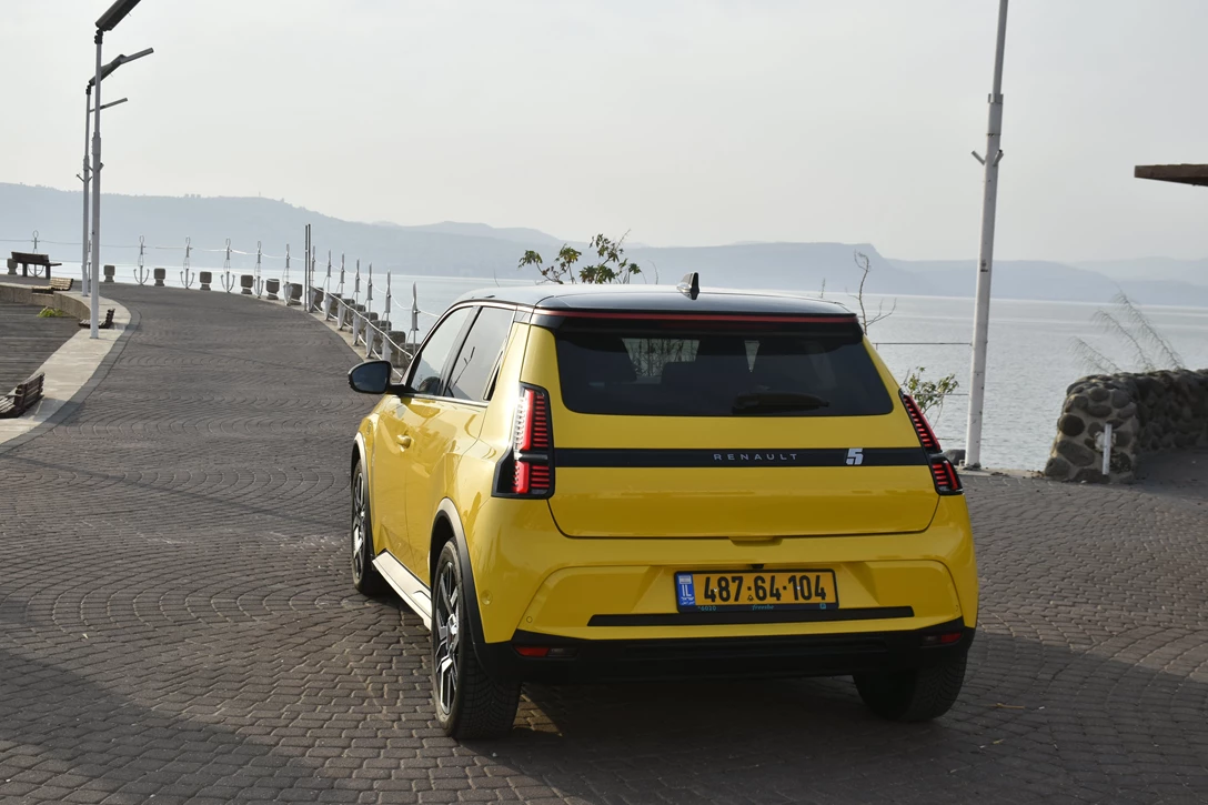 _DSC0262-min.jpg (1)