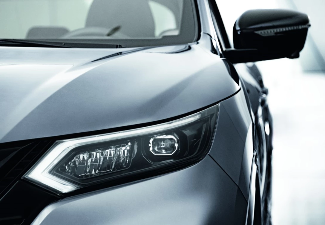 1627956-Jan. 7 - 10am CET - QASHQAI N-TEC Edition headlamp (2).jpg